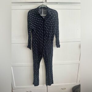 Free People navy long sleeved jumper